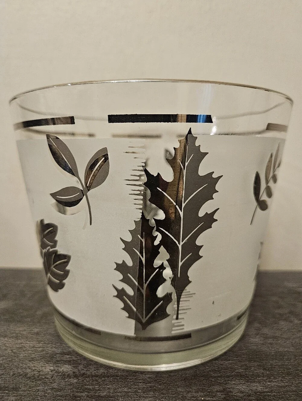 Vintage Mid Century Glass Silver Leaf Frosted Ice Bucket & 2 Shot Glasses